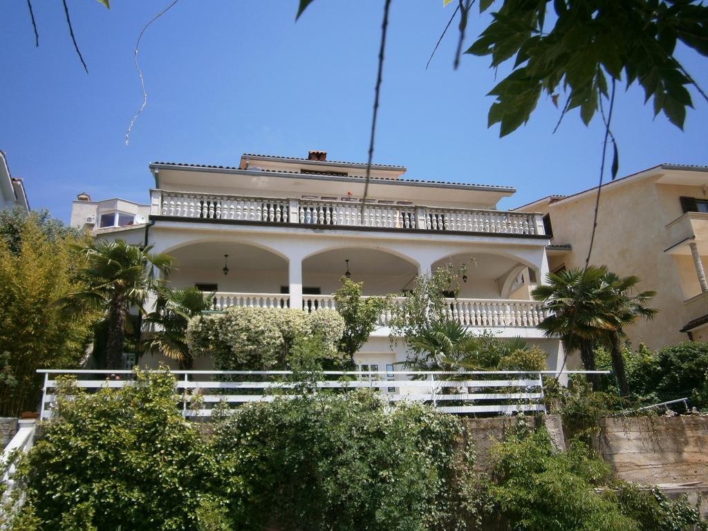 Apartments Sea And Sun Rabac Oda fotoğraf